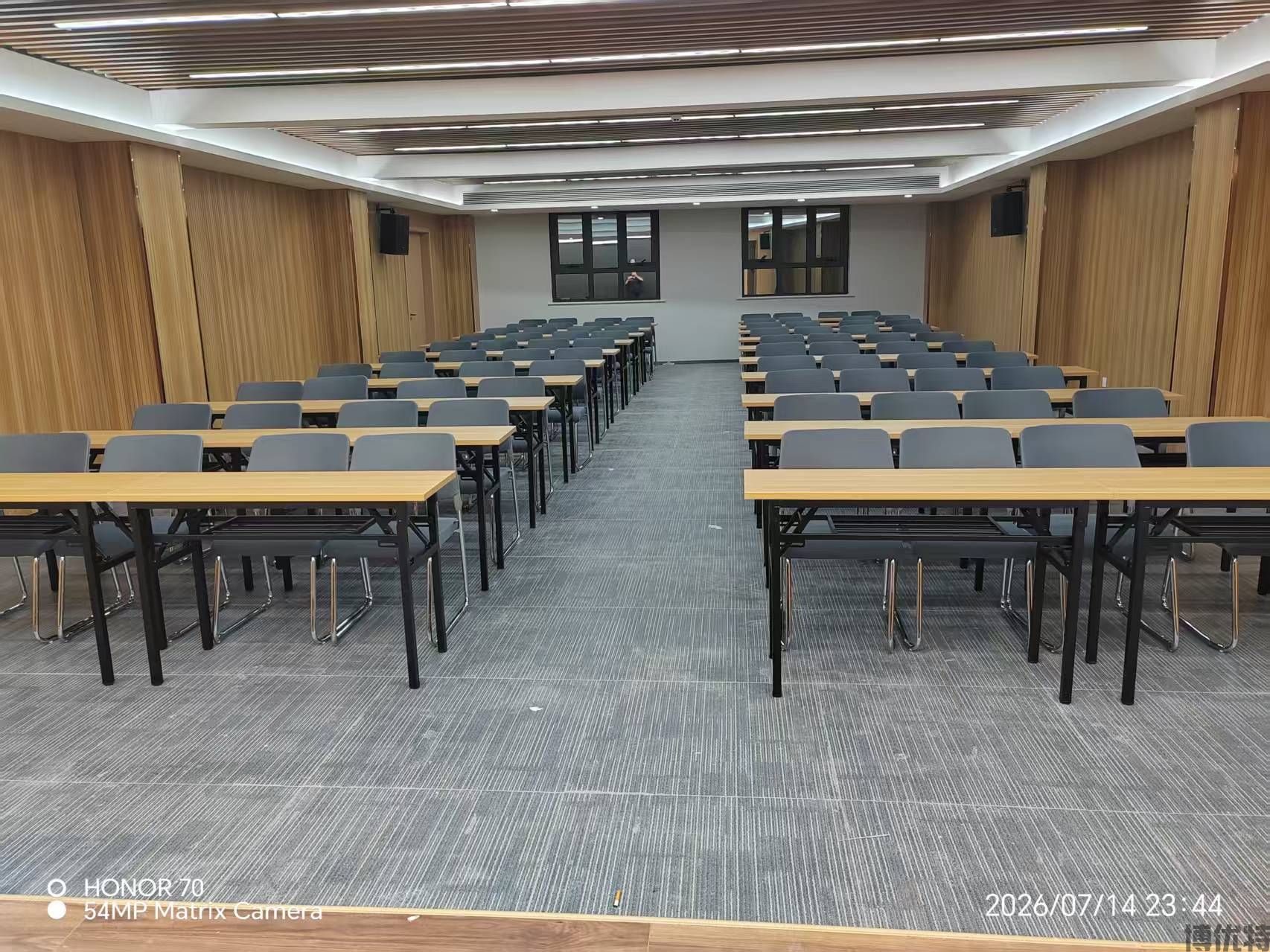 2026年郑州学校会议室沙发厂家严选|环保合规、框架稳固(图3) 2026年郑州学校会议室沙发厂家严选|环保合规、框架稳固(图3)